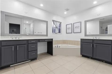 27049 SW 142nd Avenue Homestead FL 33032