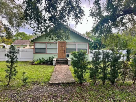 400 NE 3rd Street Pompano Beach FL 33060