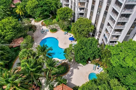 2000 Towerside Terrace Miami FL 33138