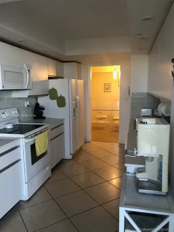 2000 Towerside Terrace Miami FL 33138