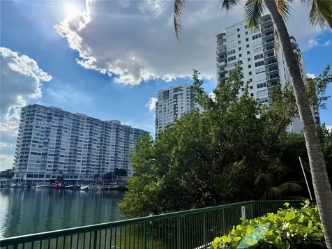 2780 NE 183rd Street Aventura FL 33160