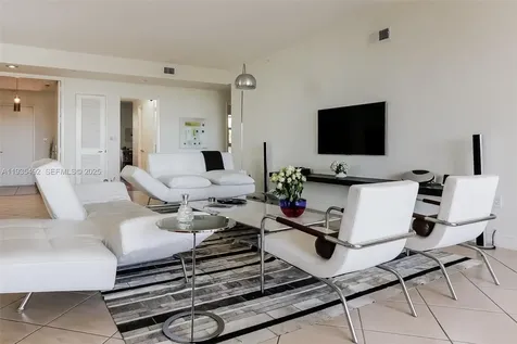747 Crandon Boulevard Key Biscayne FL 33149