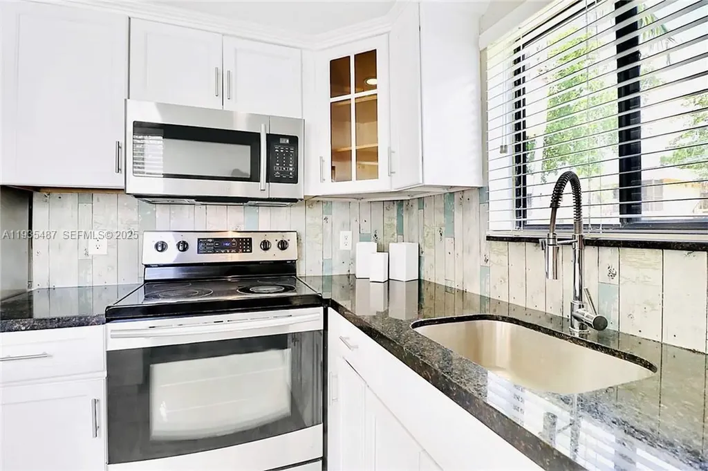 1065 S Flagler Avenue Pompano Beach FL 33060