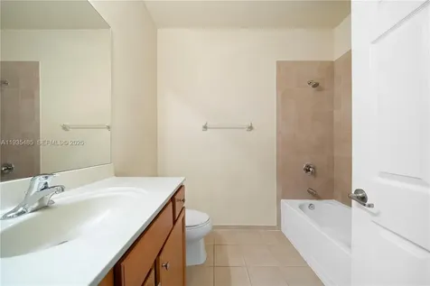 3366 W 90th Terrace Hialeah FL 33018