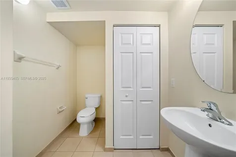 3366 W 90th Terrace Hialeah FL 33018