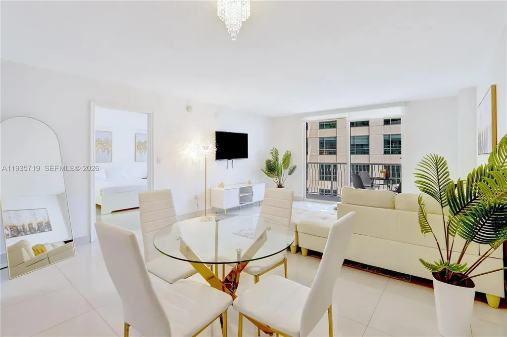 1200 Brickell Bay Drive Miami FL 33131