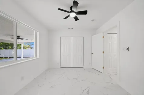 253 SW 4th Street Dania Beach FL 33004