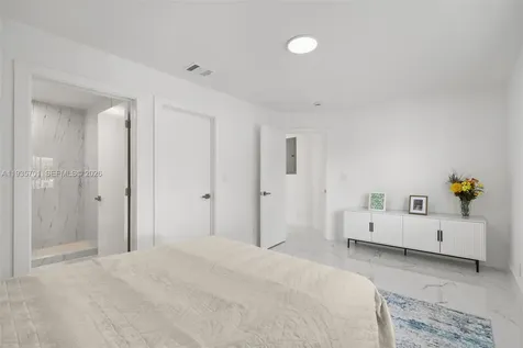 253 SW 4th Street Dania Beach FL 33004