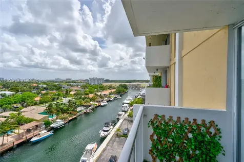 2000 NE 135th Street North Miami FL 33181