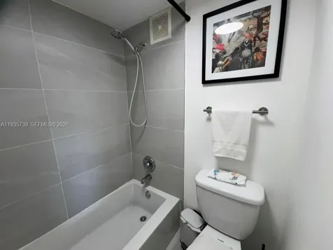 2000 NE 135th Street North Miami FL 33181