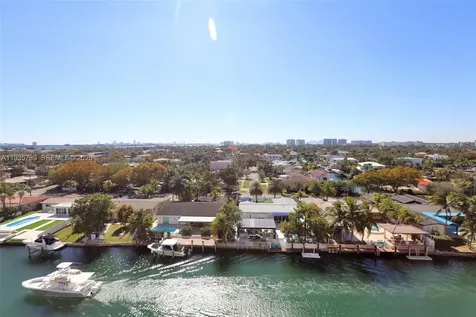 2000 NE 135th Street North Miami FL 33181