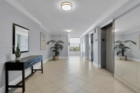 2000 NE 135th Street North Miami FL 33181