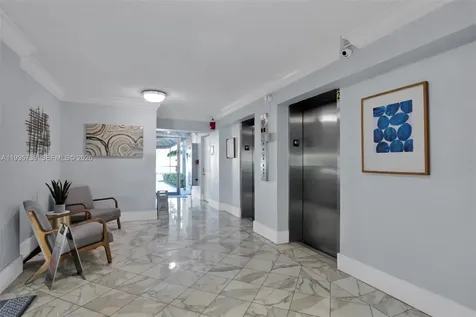 2000 NE 135th Street North Miami FL 33181