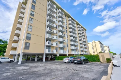 2000 NE 135th Street North Miami FL 33181