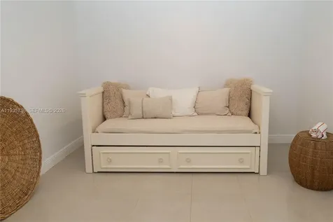 1800 S Ocean Drive Hallandale Beach FL 33009