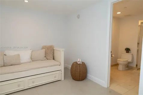 1800 S Ocean Drive Hallandale Beach FL 33009