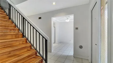 205 Dunwoody Lane Hollywood FL 33021