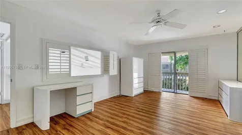 205 Dunwoody Lane Hollywood FL 33021
