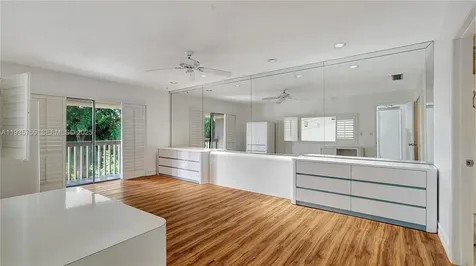 205 Dunwoody Lane Hollywood FL 33021