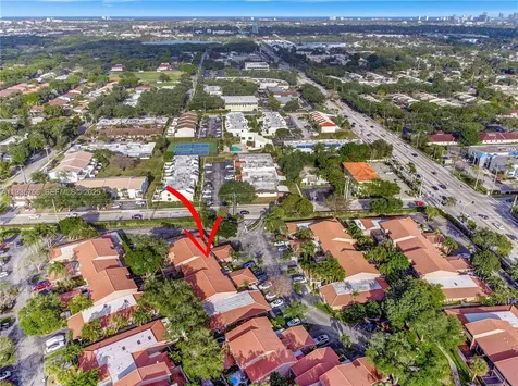 205 Dunwoody Lane Hollywood FL 33021