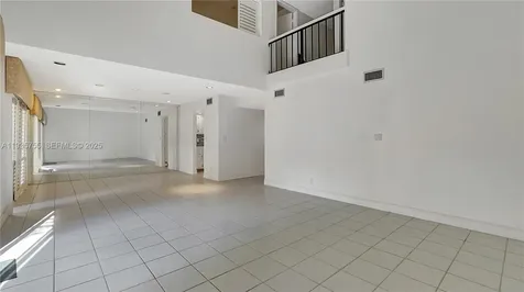 205 Dunwoody Lane Hollywood FL 33021