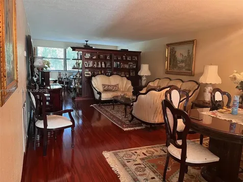 2704 NW 104th Avenue Sunrise FL 33322