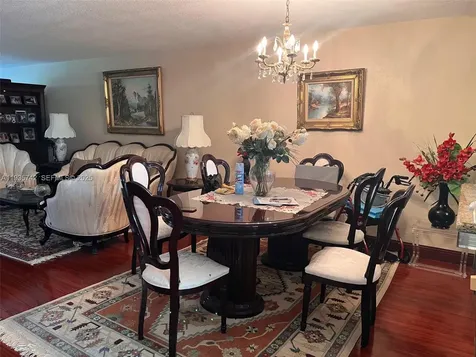 2704 NW 104th Avenue Sunrise FL 33322