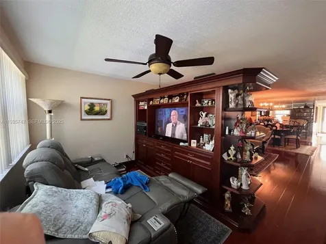 2704 NW 104th Avenue Sunrise FL 33322