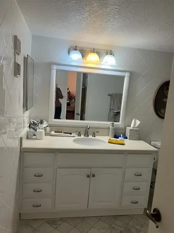 2704 NW 104th Avenue Sunrise FL 33322