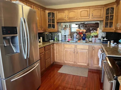 2704 NW 104th Avenue Sunrise FL 33322