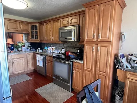 2704 NW 104th Avenue Sunrise FL 33322