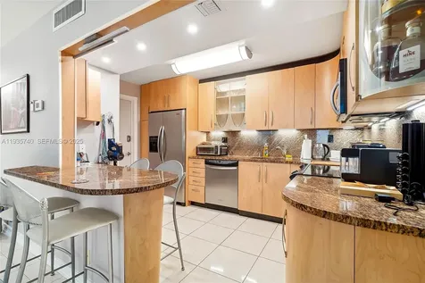1400 S Ocean Drive Hollywood FL 33019