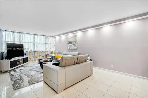 1400 S Ocean Drive Hollywood FL 33019