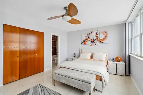 1400 S Ocean Drive Hollywood FL 33019