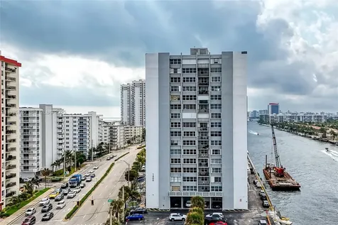 1400 S Ocean Drive Hollywood FL 33019