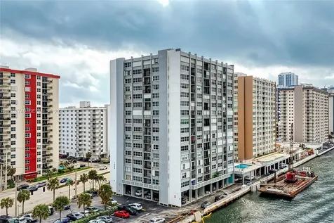 1400 S Ocean Drive Hollywood FL 33019