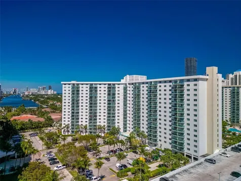 19380 Collins Avenue Sunny Isles Beach FL 33160