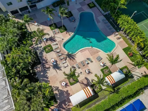 19380 Collins Avenue Sunny Isles Beach FL 33160
