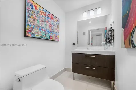 7075 SW 67th Avenue South Miami FL 33143