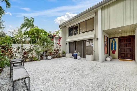 7075 SW 67th Avenue South Miami FL 33143