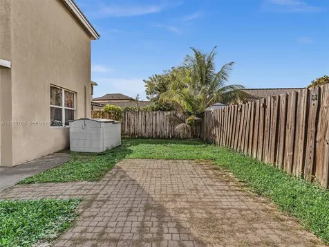 2027 SE 12th Street Homestead FL 33035