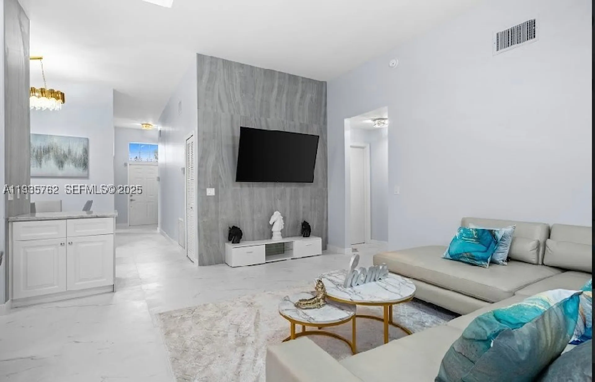 2002 Lake Breeze Court Wellington FL 33414