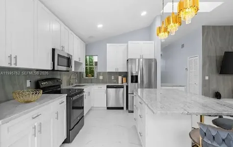 2002 Lake Breeze Court Wellington FL 33414