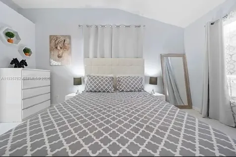 2002 Lake Breeze Court Wellington FL 33414