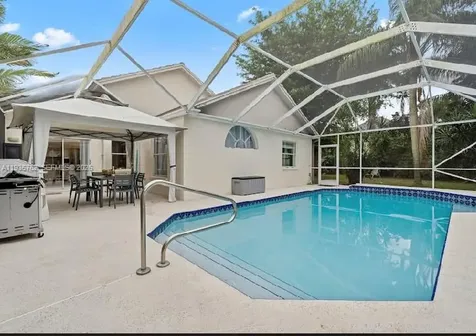 2002 Lake Breeze Court Wellington FL 33414