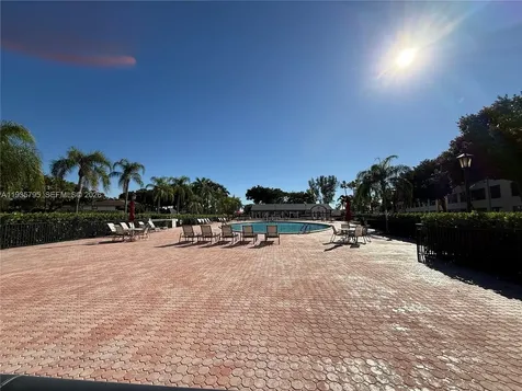10426 E Clairmont Circle Tamarac FL 33321