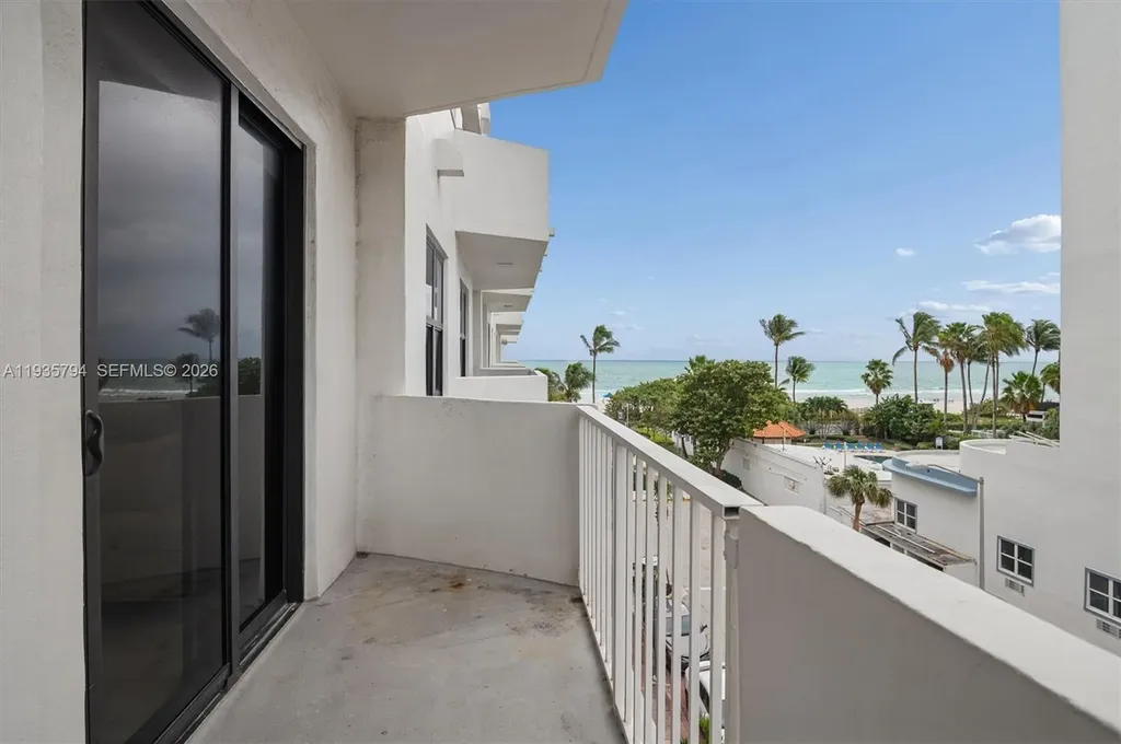 4301 Collins Avenue Miami Beach FL 33140