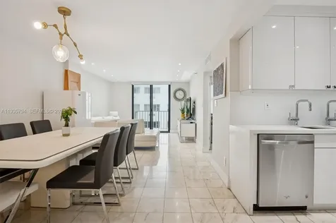 4301 Collins Avenue Miami Beach FL 33140
