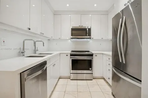 4301 Collins Avenue Miami Beach FL 33140
