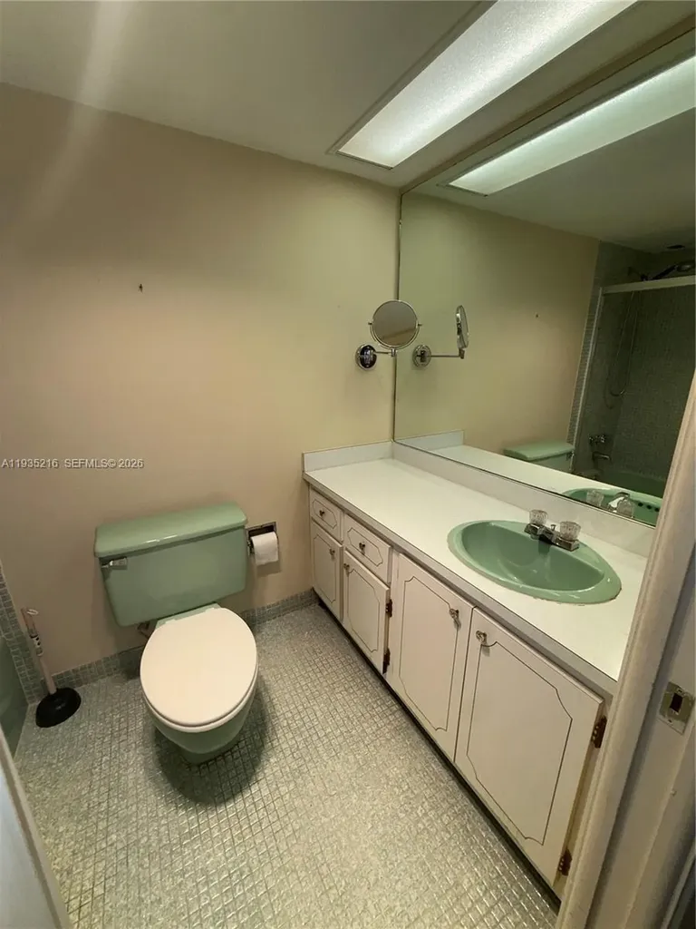 3250 N Palm Aire Drive Pompano Beach FL 33069